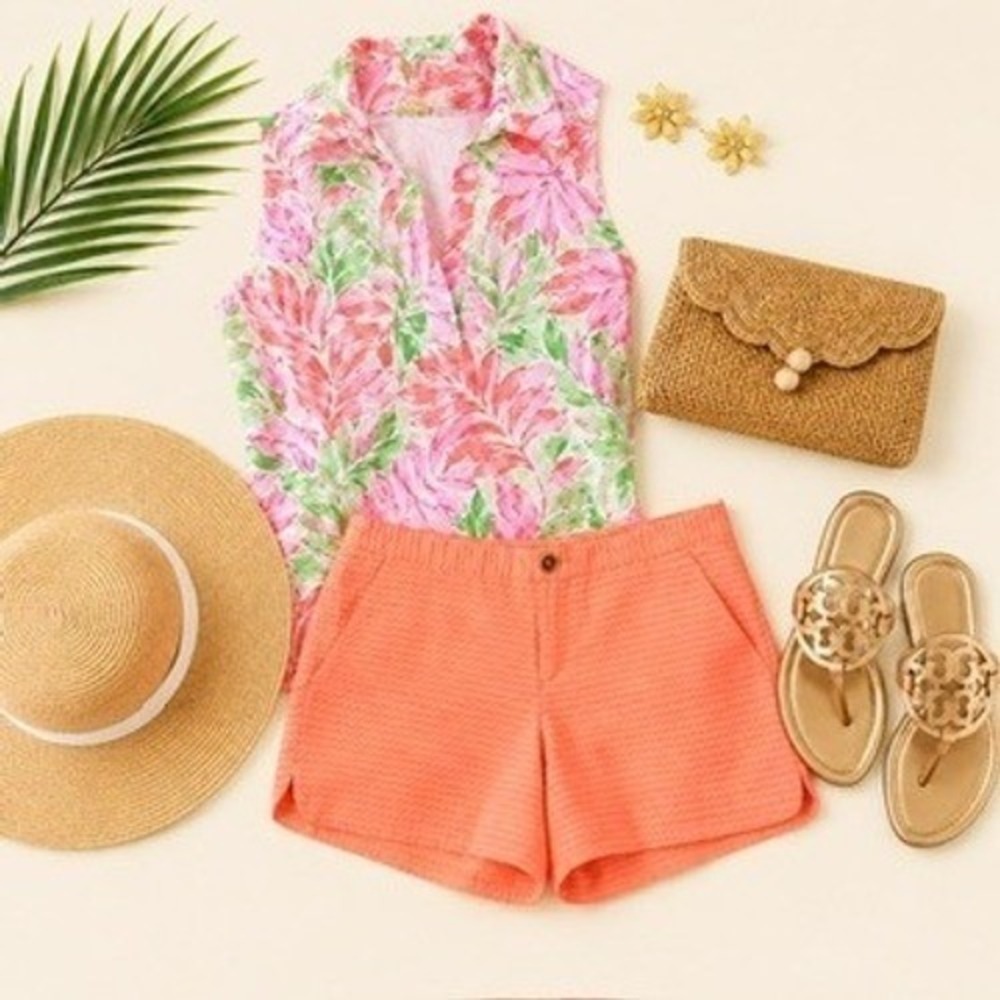 Lilly Pulitzer Women's Shorts in Neon Coral Orange, Seersucker, Cotton, Size 00